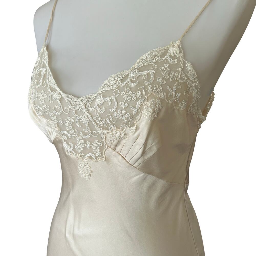 Vintage 90s Silk Lace Trim Negligee Chemise Ivory Cream Small - Picture 1 of 10